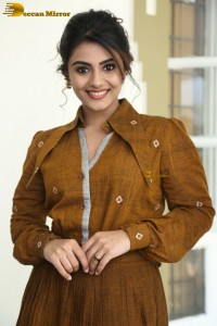 actress nayan sarika gorgeous in brown skirt and shirt