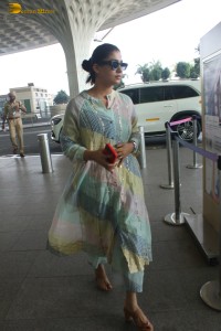 Indian actress Nayanthara spotted in a salwar dress at mumbai airport