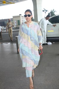 Indian actress Nayanthara spotted in a salwar dress at mumbai airport