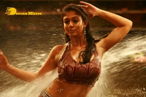 Nayanthara Glamorous photoshoot showing off her abs