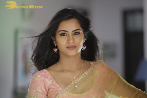 Telugu Actress Neha Krishna 