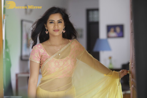 Telugu Actress Neha Krishna 