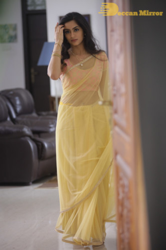 Telugu Actress Neha Krishna 