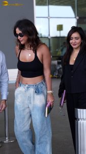 sisters neha sharma and aisha sharma super stylish at mumbai airport