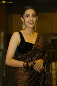 actress neha shetty cute at a movie function