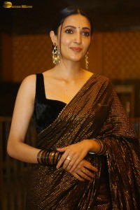 actress neha shetty cute at a movie function