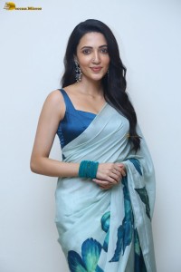 actress Neha Shetty ravishing looks in a blue saree