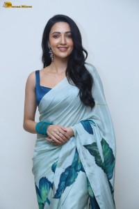 actress Neha Shetty ravishing looks in a blue saree