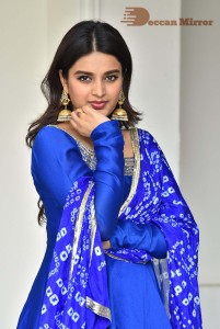 Nidhhi Agerwal in a blue salwar kameez dress