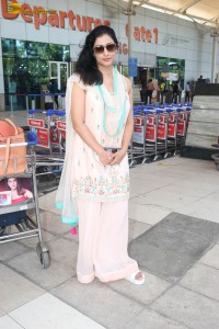 actress niharica raizada in a salwar kameez spotted at mumbai airport