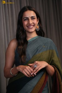 actress and producer Niharika Konidela cute in a dark green saree