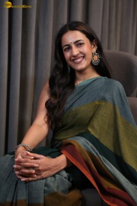 actress and producer Niharika Konidela cute in a dark green saree