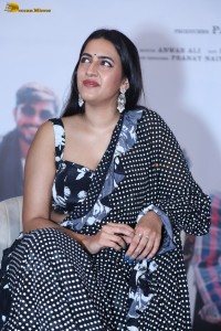 tollywood actress and producer Niharika Konidela cute in a black and white saree
