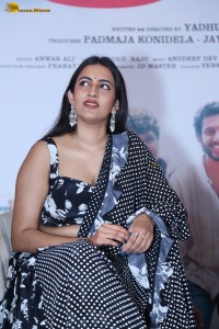 tollywood actress and producer Niharika Konidela cute in a black and white saree