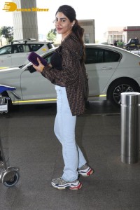 Actress Nikki Tamboli seen at Mumbai Airport