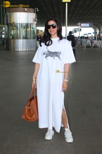 actress Nimrat Kaur pretty in all white at mumbai airport