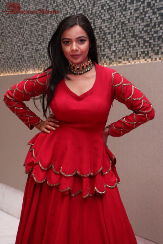 Telugu Actress Nithya Shetty photoshoot in a red dress