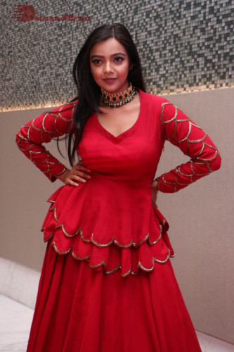 Telugu Actress Nithya Shetty photoshoot in a red dress
