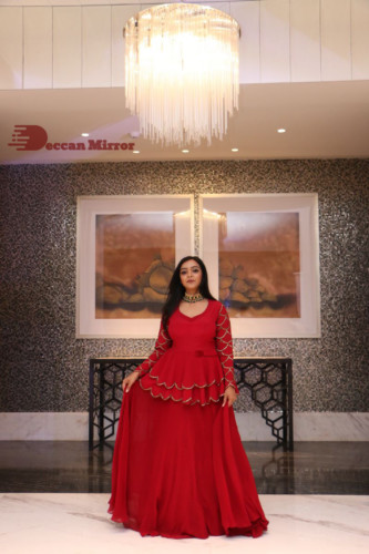 Telugu Actress Nithya Shetty photoshoot in a red dress
