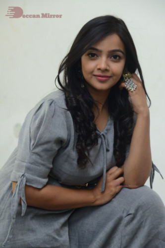 Nithya Shetty (92)