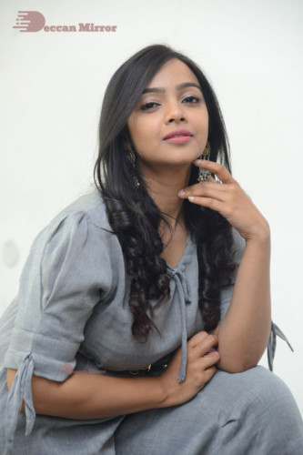 Nithya Shetty (93)