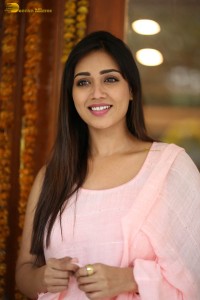 indian actress nivetha pethuraj in a pink salwar kameez dress