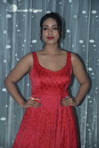 Actress Nivetha Pethuraj glamorous in a Red Dress attending the pre release function of movie Paagal