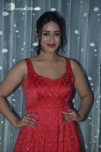 Actress Nivetha Pethuraj glamorous in a Red Dress attending the pre release function of movie Paagal