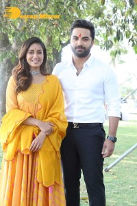 Das Ka Dhumki Movie Shooting begins with Nivetha Pethuraj and Vishwak Sen