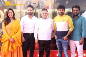 Das Ka Dhumki Movie Shooting begins with Nivetha Pethuraj and Vishwak Sen
