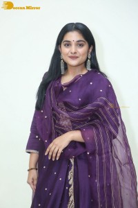 Nivetha-Thomas-21