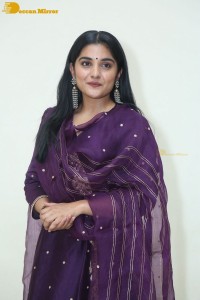 Nivetha-Thomas-7