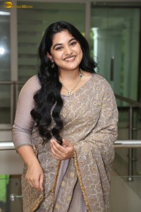 Indian actress Nivetha Thomas cute photoshoot in a saree