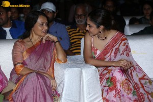 Oke Oka Jeevitham Pre-Release attended by Amala Akkineni, Sharwanand, Ritu Varma and others