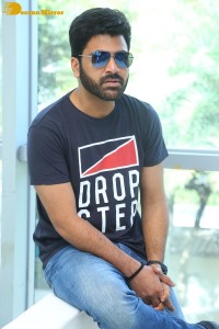 Oke Oka Jeevitham movie press meet attended by Sharwanand, Ritu Varma and Amala Akkineni