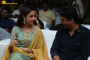 Oke Oka Jeevitham movie press meet attended by Sharwanand, Ritu Varma and Amala Akkineni