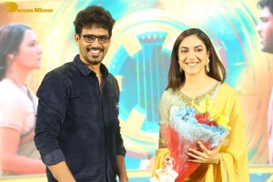 Oke Oka Jeevitham movie press meet attended by Sharwanand, Ritu Varma and Amala Akkineni