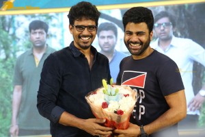 Oke Oka Jeevitham movie press meet attended by Sharwanand, Ritu Varma and Amala Akkineni