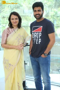 Oke Oka Jeevitham movie press meet attended by Sharwanand, Ritu Varma and Amala Akkineni
