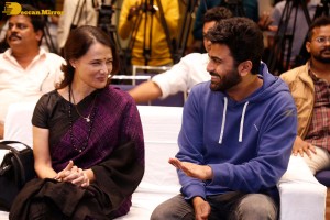 Success Meet of the film Oke Oka Jeevitham attended by Amala Akkineni, Sharwanand and Vennela Kishore