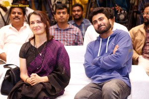 Success Meet of the film Oke Oka Jeevitham attended by Amala Akkineni, Sharwanand and Vennela Kishore