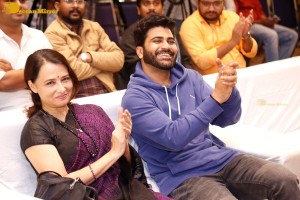 Success Meet of the film Oke Oka Jeevitham attended by Amala Akkineni, Sharwanand and Vennela Kishore
