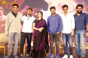 Success Meet of the film Oke Oka Jeevitham attended by Amala Akkineni, Sharwanand and Vennela Kishore