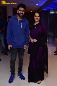 Success Meet of the film Oke Oka Jeevitham attended by Amala Akkineni, Sharwanand and Vennela Kishore