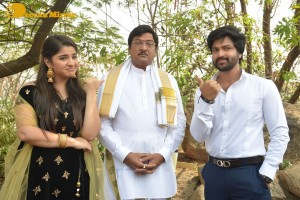 Organic Mama Hybrid Alludu movie launch ceremony attended by Rajendra Prasad, Ananya Agarwal and others