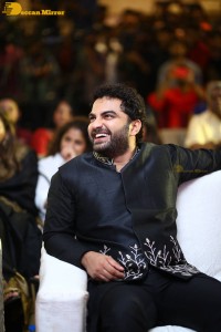 ori devuda diwali dawat attended by vishwak sen, asha bhat and mithila palkar