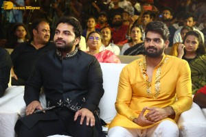 ori devuda diwali dawat attended by vishwak sen, asha bhat and mithila palkar