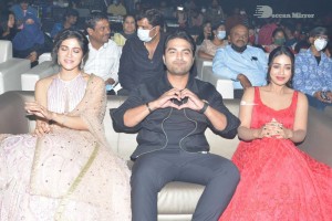 Paagal Movie Pre Release Function attended by Nivetha Pethuraj, Vishwak Sen, Simran Choudhary and Meghalekha