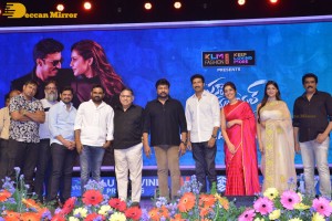 Chiranjeevi, Gopichand and Raashi Khanna at the Pre-Release Function of the movie Pakka Commercial