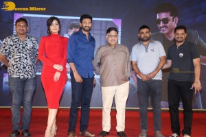 Telugu Movie Pakka Commercial Press Meet attended by Gopichand, Raashi Khanna, Allu Aravind and others